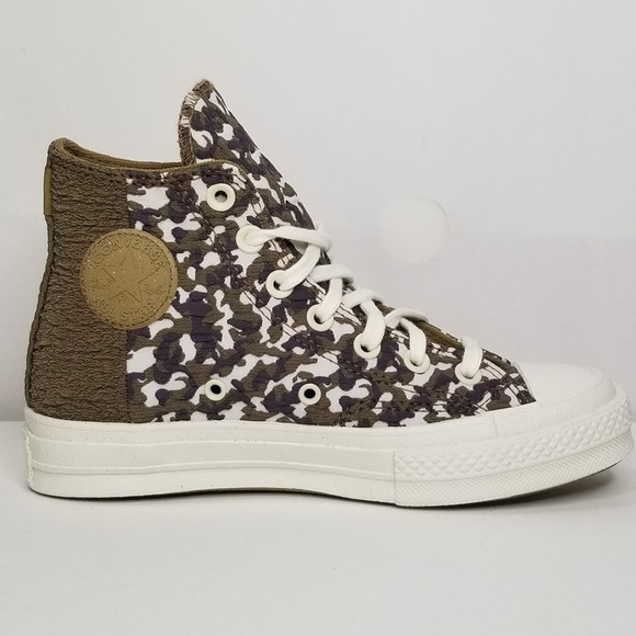 Converse Women's Chuck 70 Hi Tops Size 5.5 Sand Dune/ Raisin A01704C NWT - Picture 4 of 8